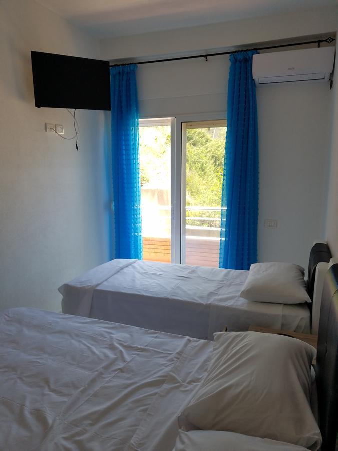 Sunset Hotel Roza Vlorë Exterior foto